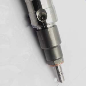 PC200-8 PC300-8 6D114หัวฉีดน้ำมันเชื้อเพลิงเครื่องยนต์6745-12-3100 6754-11-3011 6745-11-3102 0445120236 - Product Image 2