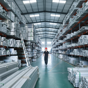 Fabbrica di Estrusione di Profili in Alluminio Personalizzati per Serie 6060, 6061 e Varie Serie di Profili Industriali in Alluminio Estruso - Product Image 1