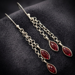 Boucles d'oreilles pendantes de luxe en argent sterling 925, garnet taille marquise, pour femme, bijoux raffinés, mariages, fêtes, cadeaux - Vente en gros - Product Image 3