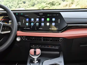 Nuevo Changan X5 Plus 1.5T Edición <span class=keywords><strong>PR</strong></span> de Alto Rendimiento, Techo Panorámico R17, SUV de 5 Plazas - Product Image 4