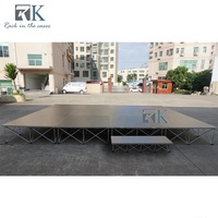 Scène modulaire antidérapante 4 pieds x 4 pieds avec podiums pliants