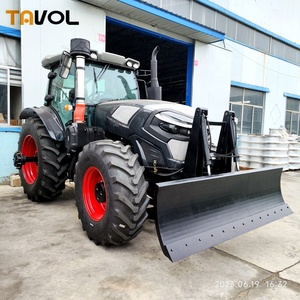 Tractor Agrícola TAVOL de 260hp 4WD con Motor, Caja de Cambios y Bomba para Agricultura - Product Image 3