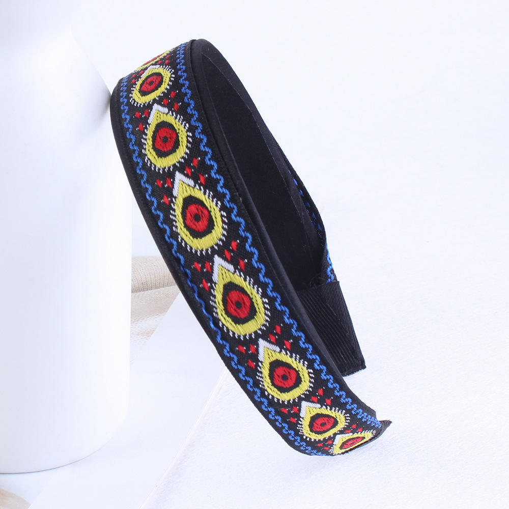 สีเหลือง