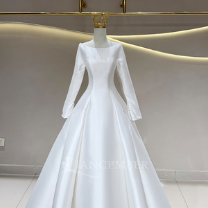 Robes de mariée JFH120 modernes, style chapelle, en dentelle et cristal, modestes, en satin, à manches longues, coupe trapèze, couleur ivoire - Product Image 3