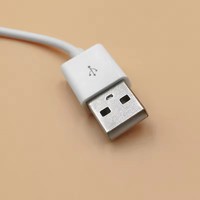 Câble adaptateur audio USB vers 3,5 mm, câble de synchronisation de données et de charge USB 2.0 vers jack 3,5 mm pour Apple iPod Shuffle 3e, 4e et 5e génération