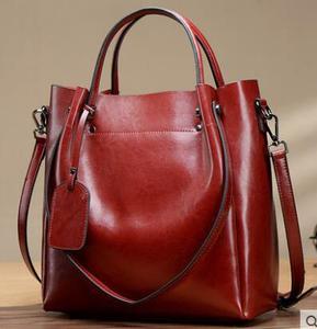 Sacs à main fourre-tout grande capacité pour femmes en cuir véritable ciré, sacs à bandoulière de luxe de créateur pour dames - Product Image 6