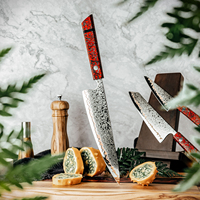 Couteau de chef japonais 55 couches Damas Cuivre Acier au carbone Cuisine Gyuto Chef Couteau de 8 pouces avec manche en fibre de carbone en résine rouge