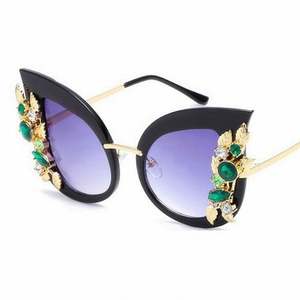 Gafas de Sol de Moda al por Mayor, Estilo Vintage, Montura Grande, con Diamantes, Gafas de Sol de Ojo de Gato con Pedrería para Mujer - Product Image 2