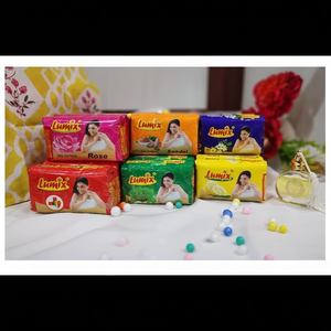 สบู่แฮนด์เมดสุดหรูพร้อมน้ำมันหอมระเหยและพฤกษศาสตร์ออร์แกนิกสำหรับสปาเช่นประสบการณ์การทำความสะอาดผิว - Product Image 1