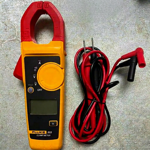 แคลมป์มิเตอร์ดิจิตอล303 Fluke - Product Image 1