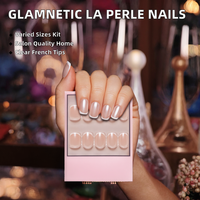 Pour les ongles press-on La Perle |   Ongles semi-transparents Squoval French Tip, qualité salon, en plastique, pré-dessinés, avec colle |   15 doigts