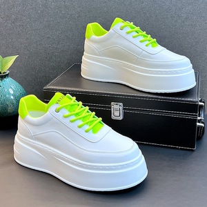 Nuove scarpe da uomo traspiranti, sportive alla moda e versatili, alla moda, comode da corsa casual - Product Image 1