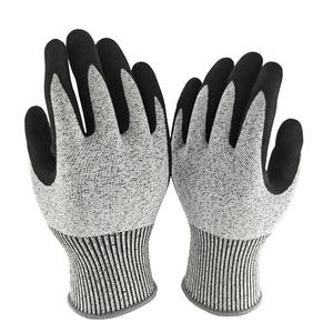 Corte Seguridad Construcción CE Industrial HPPE EN 388 Nivel 5 Guantes de trabajo de nitrilo de seguridad resistentes a cortes recubiertos de nitrilo negro - Product Image 2