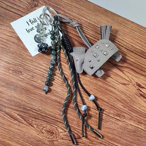 Ciondolo in Pelle a Forma di Elefante Grigio Anno del Cavallo Ornamento Appeso Raffinato per Borse da Donna Vendita all'Ingrosso - Product Image 4