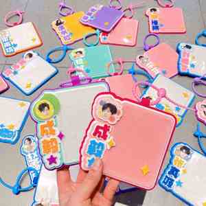 Pendentifs en tissu non tissé personnalisés avec texte, accessoires Kpop, pendentifs de sac à dos en feutre avec texte - Product Image 4