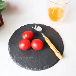 Plato de pizarra negra con borde Natural, bandeja para servir comida, queso, aperitivos, postres y pizarra - Product Image 3