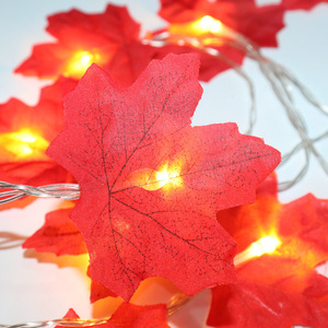 Guirlande lumineuse LED de style feuille d'érable, décoration de jardin d'extérieur, étanche, fonctionnant sur piles - Product Image 2