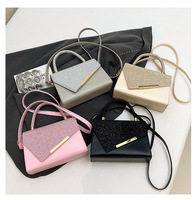 Vente Chaude Sacs à Main Carrés en PU All-Match Tendance Bandoulière Messager pour Femmes Grande Capacité