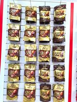 Snack chinois en gros direct d'usine OEM pièces d'or min et forme de pastèque boule de chocolat bonbons forme de vin et football