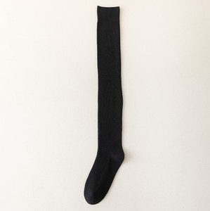Chaussettes longues 2026 pour femmes, chaussettes hautes en tricot blanc fantaisie, vente en gros, étiquette personnalisée, chaussettes noires pour femmes - Product Image 5