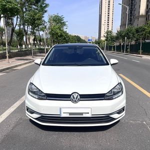 Volkswagen <span class=keywords><strong>Golf</strong></span> 7 1.4T Automatique <span class=keywords><strong>2020</strong></span>, Berline Compacte Classique Européenne, Robuste pour les Zones Froides et Tropicales - Product Image 2