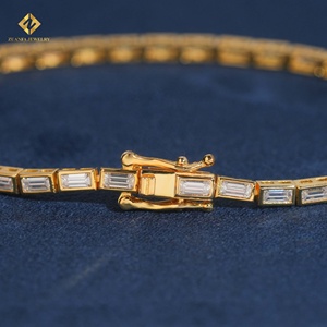 Bracelet tennis unisexe de luxe ZUANFA JEWELRY en moissanite taille émeraude, plaqué or 18 carats, serti clos, design géométrique - Product Image 2