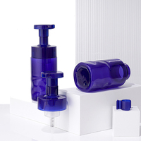 Distributeur de mousse innovant à design ondulé, flacon PET bleu de 220 ml avec forme incurvée unique pour nettoyant facial de luxe