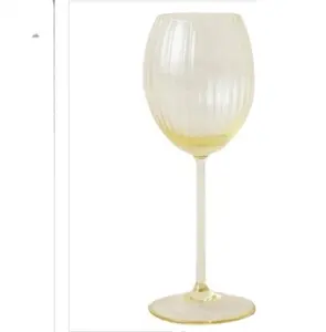 厂家批发500毫升竖条纹定制透明酒杯酒吧餐厅家用超市玻璃高脚杯