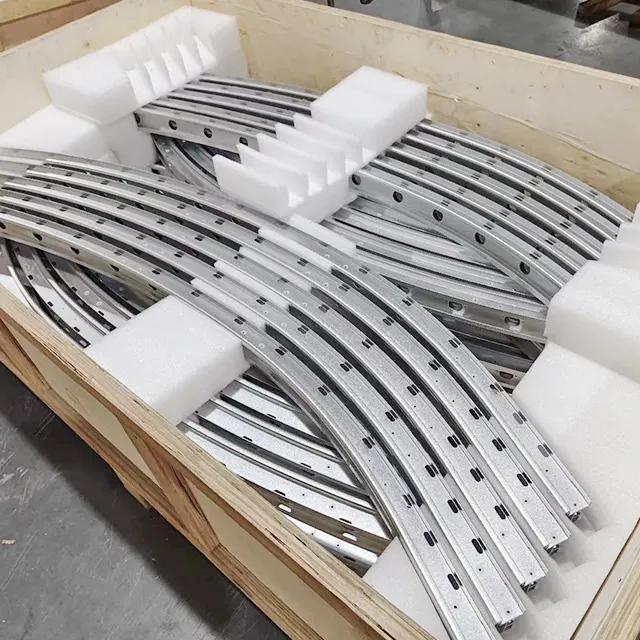 Rails de profilé d'extrusion en aluminium sur mesure