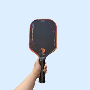 ไม้แบดมินตัน EAVX T700 Gen 4 จากเวียดนาม โครงสร้างแกนรังผึ้งขึ้นรูปด้วยความร้อน 4 หน้า ทำจากไฟเบอร์กลาส 3K ผิวคาร์บอน หนา 16 มม. - Product Image 4
