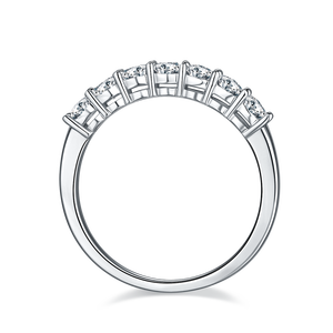 Anillo J&C Seven Star Row de Plata de Ley 925 con Baño de Oro Blanco y Diamante Cultivado en Laboratorio de 0.7ct Color D - Product Image 5