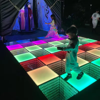 Vente en gros de panneaux de piste de danse de miroir d'affichage LED blanc portable Tuiles magnétiques vidéo 3D interactives pour mariage IP65
