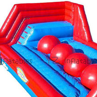 Parcours d'obstacles gonflable commercial Wipeout Ball, jeu de défi gonflable en PVC pour enfants et adultes, idéal pour la location lors de fêtes