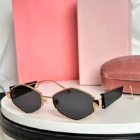 Lunettes de soleil unisexes en métal à monture carrée, verres polarisés dégradés UV400, miroir PC rose pour activités de plein air – Vente en gros