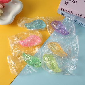 Juguete Sensorial Antiestrés de Pez Koi con Purpurina, TPR Elástico para Apretar, Regalo para Niños - Product Image 4