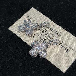 Colgante de Plata Pura S925 Tallado, Estilo Francés Simple, Diseño Medieval Vintage de Pequeñas Flores, Amuletos con Patrón de Números a la Moda - Product Image 5