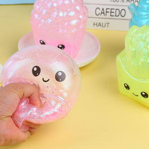 Jouets à presser de haute qualité Ice Cream <span class=keywords><strong>Light</strong></span> 6 pouces Logo personnalisé Excellents jouets de décompression élastiques pour les enfants - Product Image 6