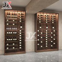 Étagères sur mesure, vitrines, clubs haut de gamme, bar, cave à vin rouge, vignobles, caves à vin, crémaillères à vin, design de magasin 3D