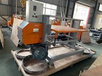 Machine de démontage de palettes en bois, scie à ruban semi-automatique pour le démontage de palettes en bois