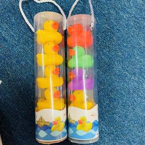 Embalaje personalizado pato de goma baño de la familia de flotar luz intermitente pato de goma - Product Image 5