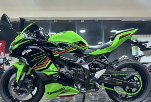 Moto Kawasaki <span class=keywords><strong>Ninja</strong></span> ZX-4R Supersport-Moteur à quatre cylindres en ligne de 399cc, puissance 4 cylindres + ABS | Livraison mondiale - Product Image 6