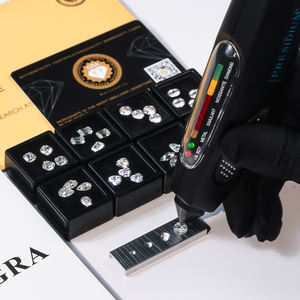 Diamante Sintético de Alta Calidad Goldleaf, Corte Asscher de 0.5-5CT, Color Amarillo, Rosa, Verde, Azul, Multicolor, Claridad VVS - Product Image 2