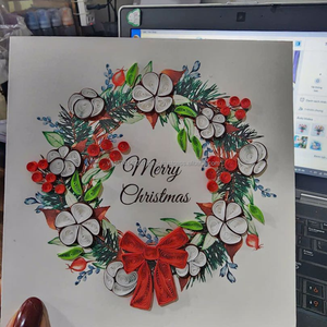 Carte de Noël élégante faite à la main avec des voeux de vacances d'arbre de flocon de neige de papier de Quilling pour le cadeau ou l'usage d'affaires - Product Image 1