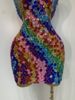 Robe mini dos nu à bretelles pour femme, ornée de diamants colorés, sexy, de luxe, pour célébrités, soirée d'anniversaire, soirée, boîte de nuit, scène