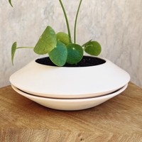Pot de fleurs en céramique avec trou de drainage Pot de plantes d'intérieur en forme d'OVNI Pot de plantes succulentes pour décoration de table de cactus