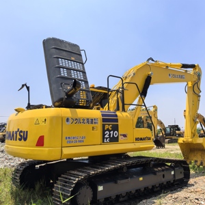 Ready to ship Komatsu PC210 <b>Second</b> <b>Hand</b> 21 ton Crawler Excavator with Strong Digging Power For Earthwork - Product Image 1