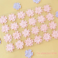 Fleurs de chocolat fondantes Sakura à double couche élégantes | Décorations de centre de bonbons perlés pour la garniture de gâteau et la cuisson de dessert
