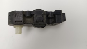 64119319037 <span class=keywords><strong>Moteur</strong></span> d'actionneur de volet de chauffage à air évaporateur BBmart pour les séries 5, 6, 7, M5, M6, Rolls Royce - Product Image 4