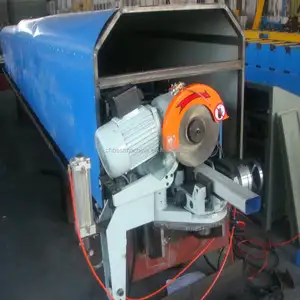 Hydraulische Stalen Vierkante & Ronde Downspout Pijp Roll Forming Machine Snijden Automatische