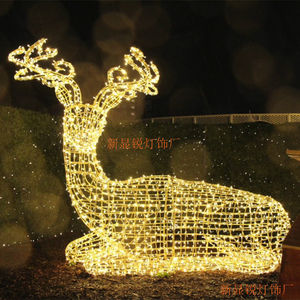 Decoraciones navideñas LED 3D para exteriores con clasificación IP65, luz con diseño de reno para decoración festiva - Product Image 1